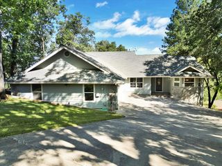11965 Marble Ct, Penn Valley, CA 95946