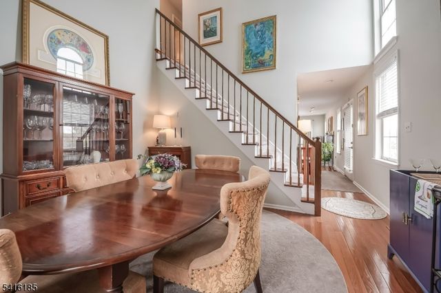 1 Pinehurst Dr, Washington Twp., NJ 07882