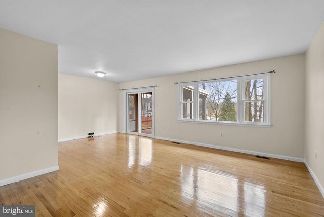 3909 STOCONGA DR, Beltsville, MD 20705