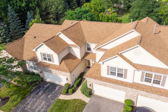 880 Countryfield Lane, Elgin, IL 60120