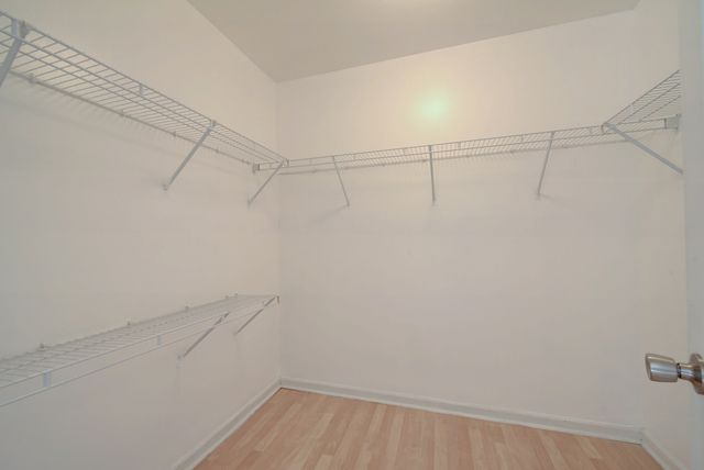 880 Countryfield Lane, Elgin, IL 60120