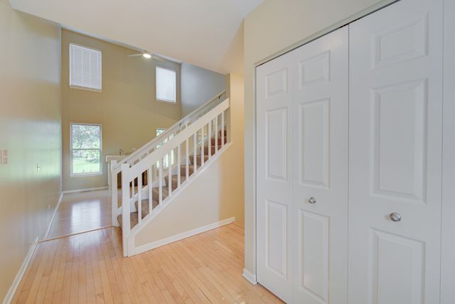 880 Countryfield Lane, Elgin, IL 60120