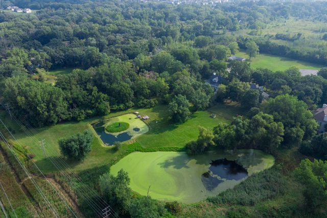 880 Countryfield Lane, Elgin, IL 60120