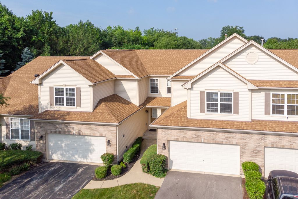 880 Countryfield Lane, Elgin, IL 60120