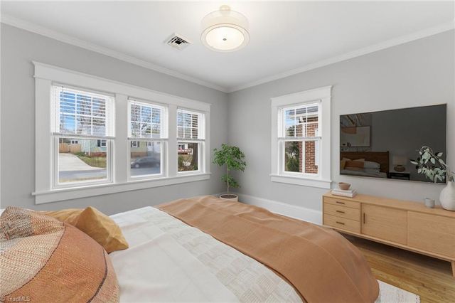 4217 Harvard Avenue, Greensboro, NC 27407