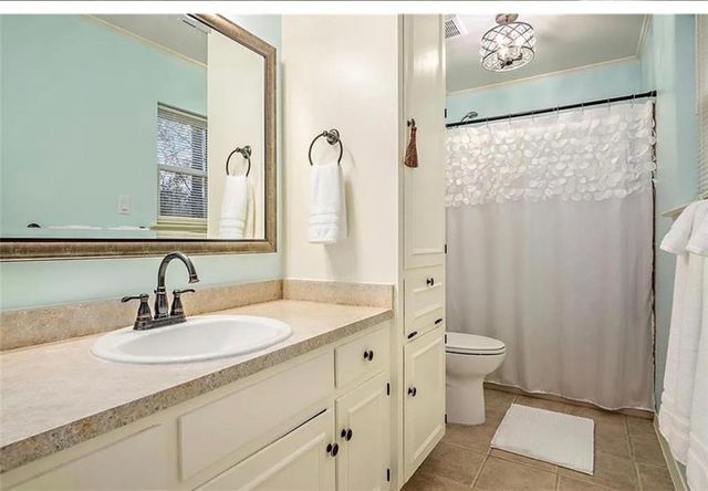 6009 Oak Harbor Court, Mobile, AL 36693