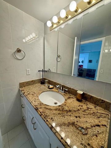 101 Briny Avenue 2204, Pompano Beach, FL 33062