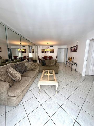 101 Briny Avenue 2204, Pompano Beach, FL 33062