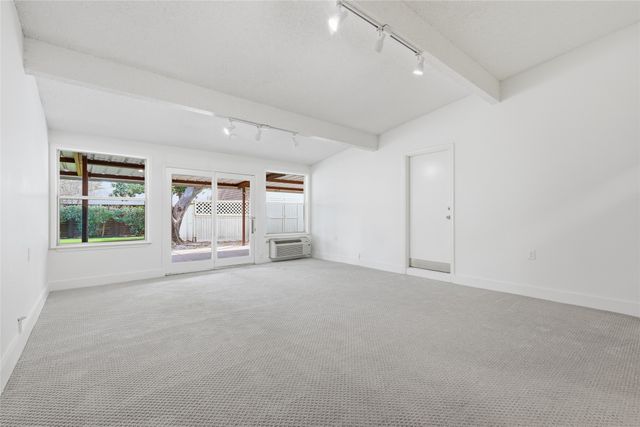 401 Monti Drive, Lewisville, TX 75057