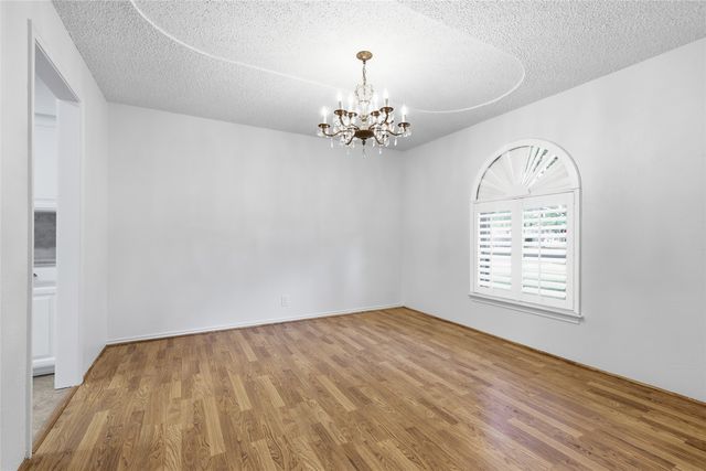 401 Monti Drive, Lewisville, TX 75057