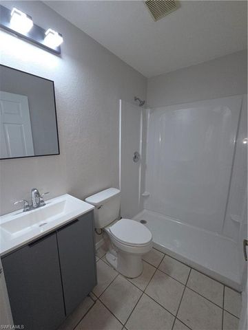 1032 SE 11th ST 1, Cape Coral, FL 33990