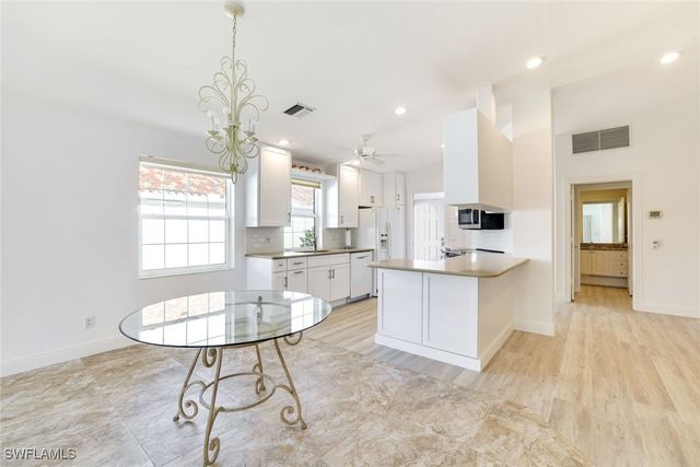 4103 Los Altos CT, Naples, FL 34109