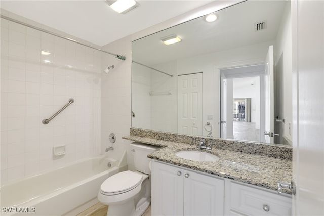 4103 Los Altos CT, Naples, FL 34109