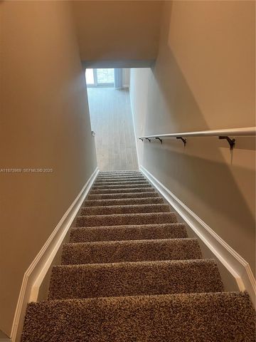 478 Salisbury Cir, Fort Pierce, FL 34982