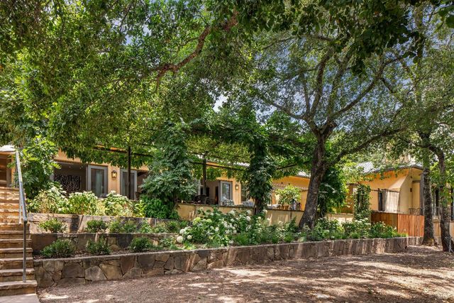 232 N Fork Crystal Springs Rd, St. Helena, CA 94574