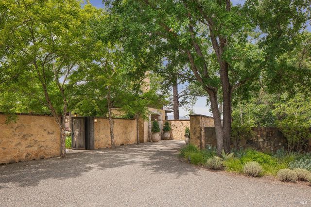 232 N Fork Crystal Springs Rd, St. Helena, CA 94574