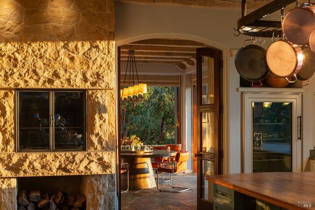 232 N Fork Crystal Springs Rd, St. Helena, CA 94574