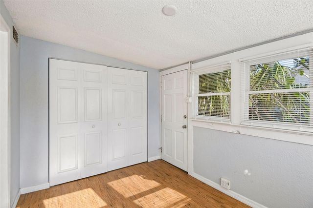 2715 W NORTH A STREET, Tampa, FL 33609