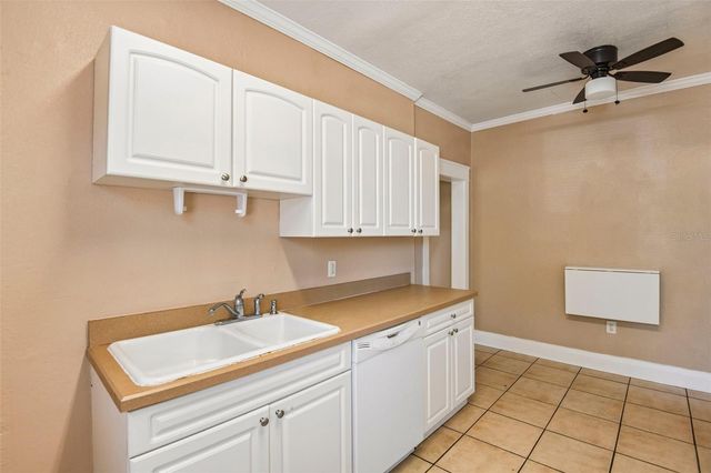 2715 W NORTH A STREET, Tampa, FL 33609