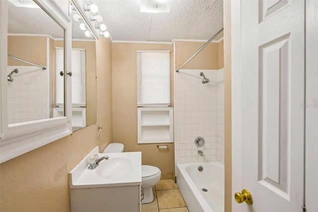 2715 W NORTH A STREET, Tampa, FL 33609
