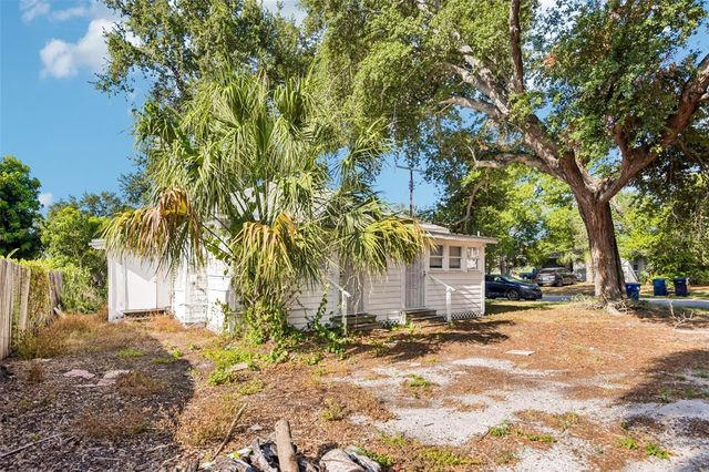2715 W NORTH A STREET, Tampa, FL 33609