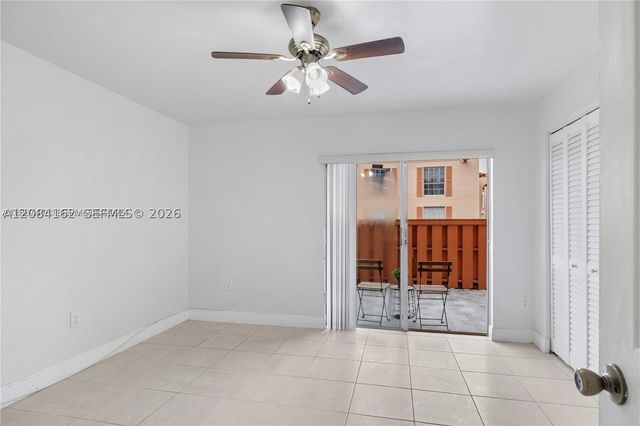 7241 Miami Lakes Dr D19, Miami Lakes, FL 33014