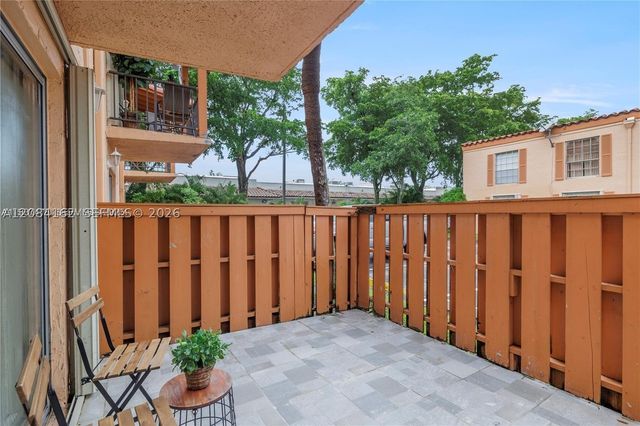 7241 Miami Lakes Dr D19, Miami Lakes, FL 33014