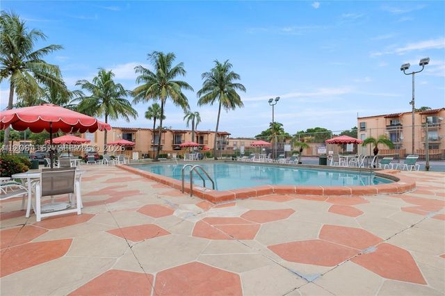 7241 Miami Lakes Dr D19, Miami Lakes, FL 33014