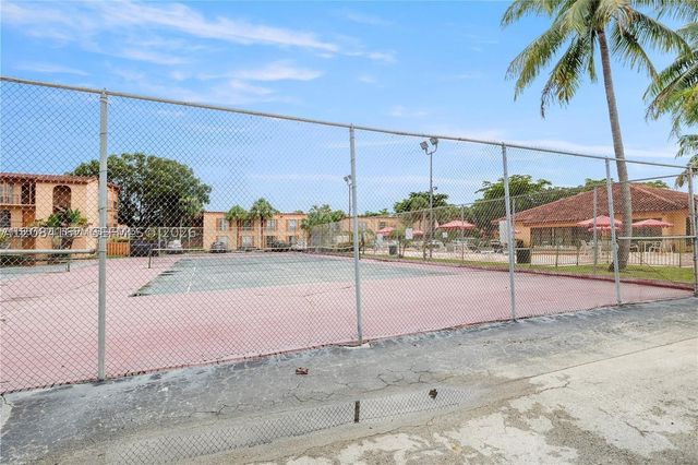 7241 Miami Lakes Dr D19, Miami Lakes, FL 33014