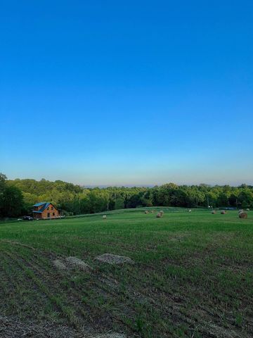 375 County Road 401, Madisonville, TN 37354
