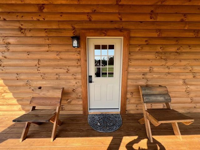 375 County Road 401, Madisonville, TN 37354