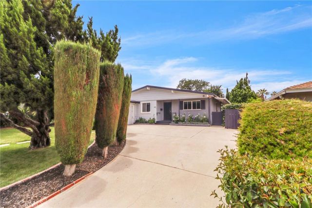 622 Esther Way, Redlands, CA 92373