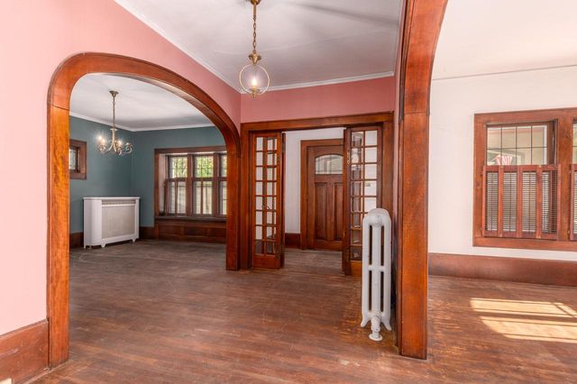 2226 E Newton AVENUE, Shorewood, WI 53211