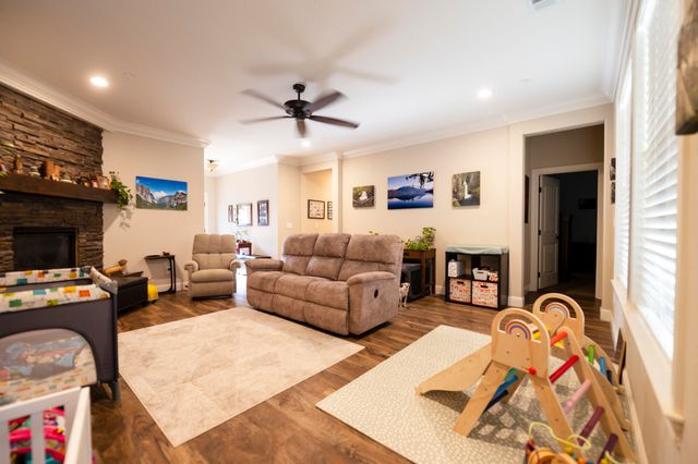 3753 Craftsman Avenue, Shasta Lake, CA 96019