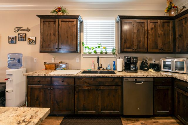 3753 Craftsman Avenue, Shasta Lake, CA 96019