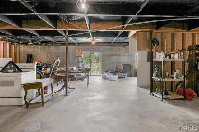 106 Bridle Trail Drive, Robertsville, MO 63072