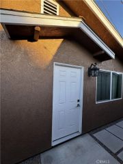 9411 Mandale Avenue 1/2, Bellflower, CA 90706