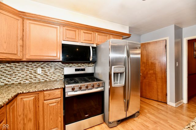 4648 Bluffwood N, Indianapolis, IN 46228