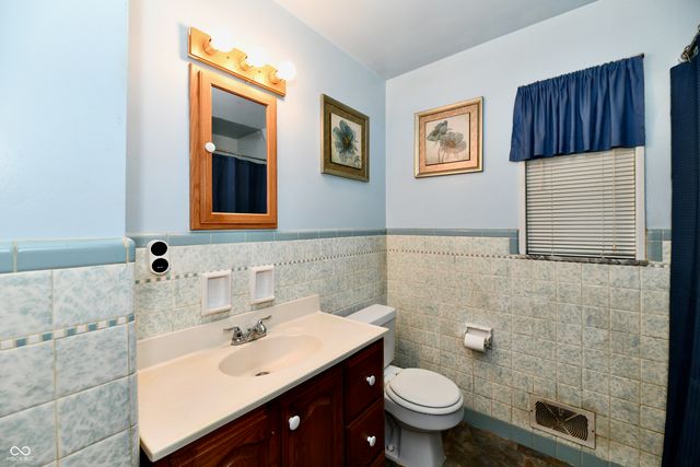 4648 Bluffwood N, Indianapolis, IN 46228