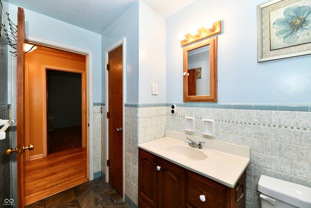4648 Bluffwood N, Indianapolis, IN 46228