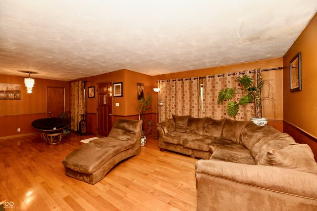 4648 Bluffwood N, Indianapolis, IN 46228