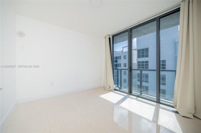 201 SW 17th Road 701, Miami, FL 33129