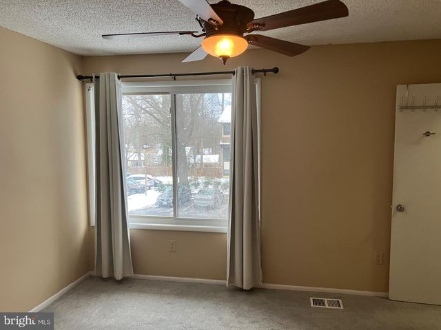 2294 WHITE CORNUS LN, Reston, VA 20191