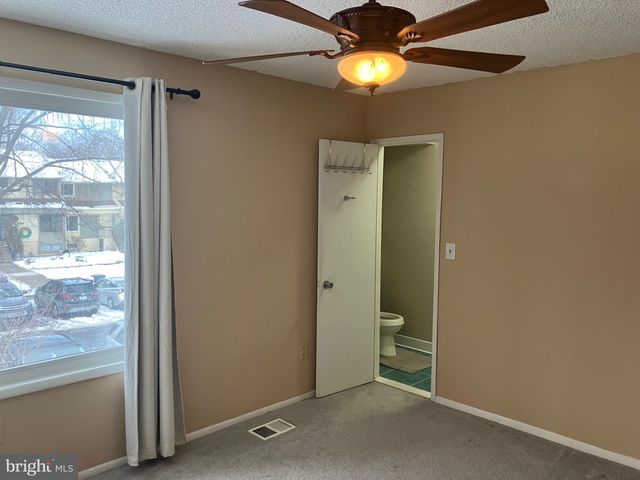 2294 WHITE CORNUS LN, Reston, VA 20191