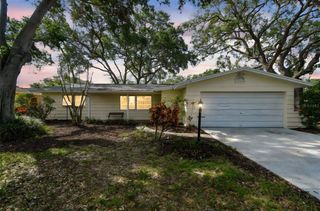5825 OAKHURST DRIVE, Seminole, FL 33772