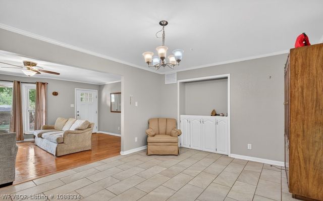 215 N 57th Street, Fort Smith, AR 72903