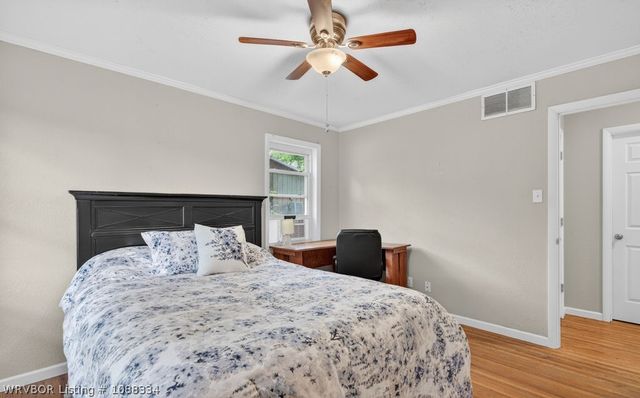 215 N 57th Street, Fort Smith, AR 72903