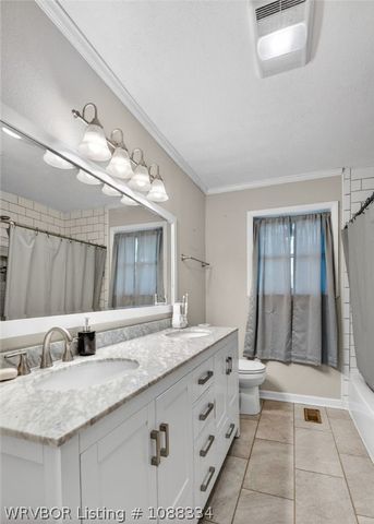 215 N 57th Street, Fort Smith, AR 72903