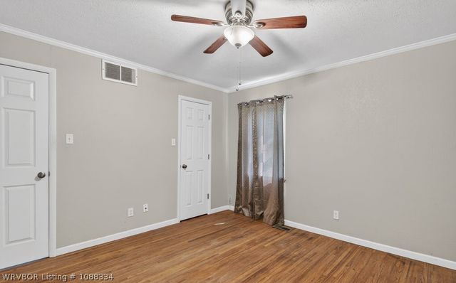 215 N 57th Street, Fort Smith, AR 72903