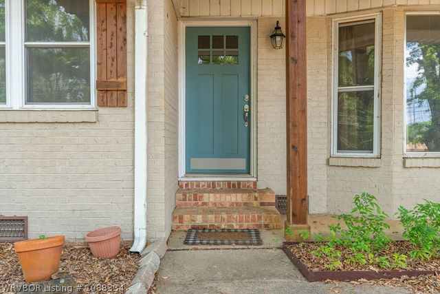 215 N 57th Street, Fort Smith, AR 72903